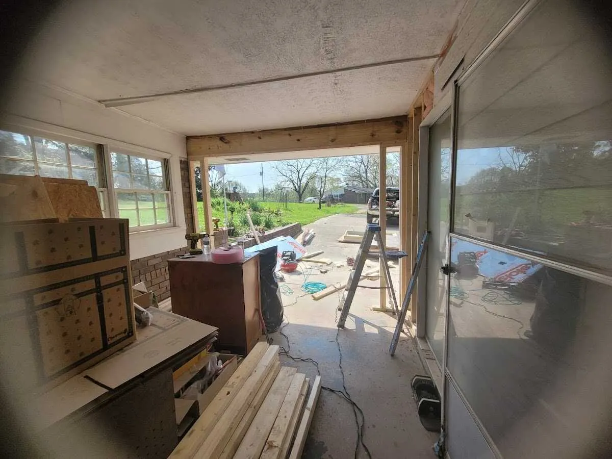 Air movers and dehumidifier for Drying & Dehumidification in Paxton